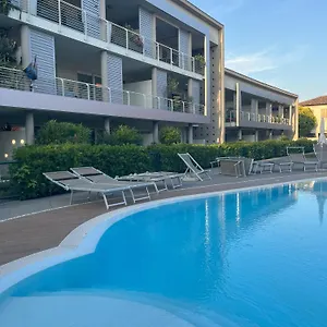https://la-darsena-apartment.hotelinveneto.com