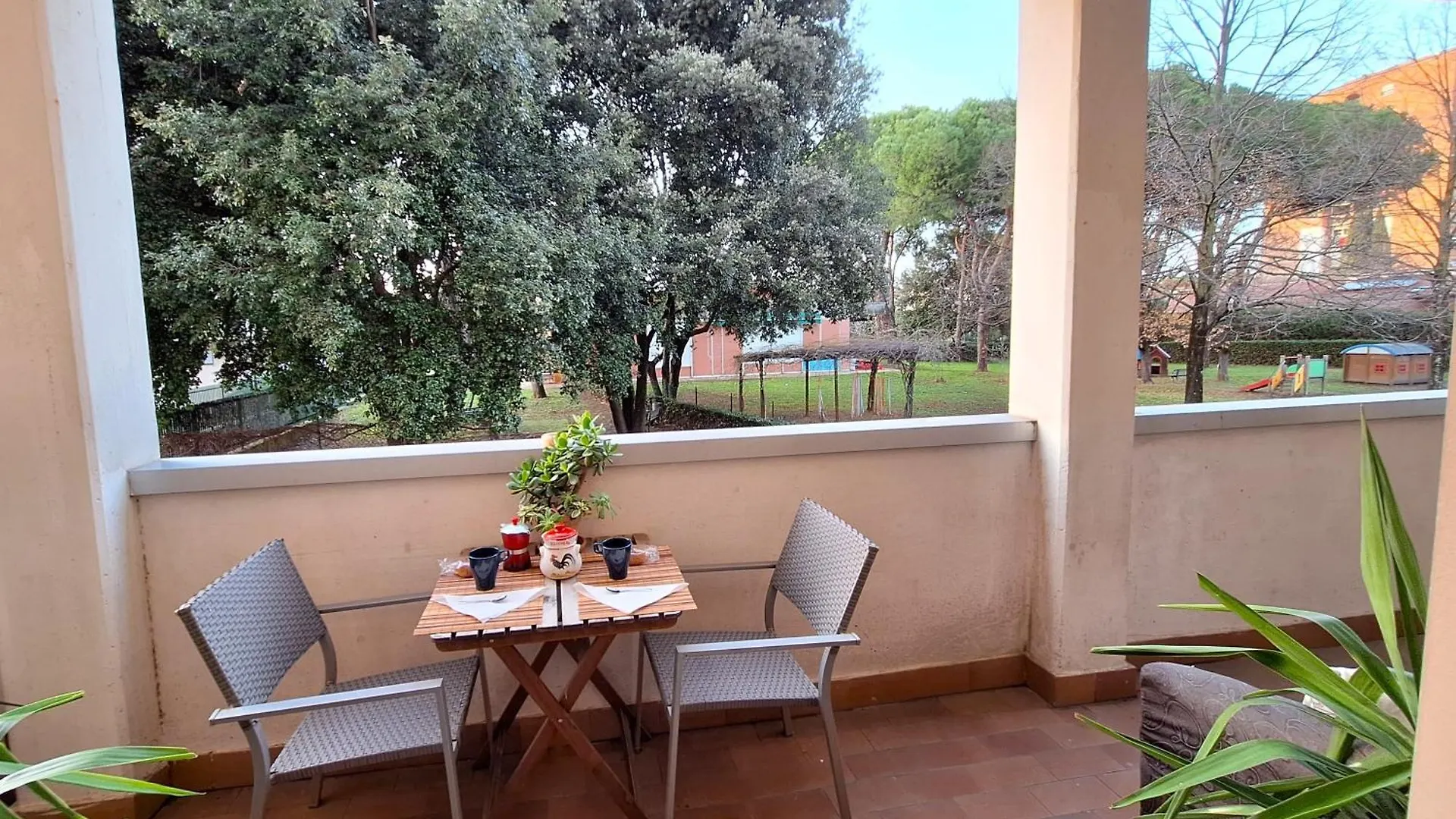 Palazzo Wanny Free Parking & Terrace Apartment Florence